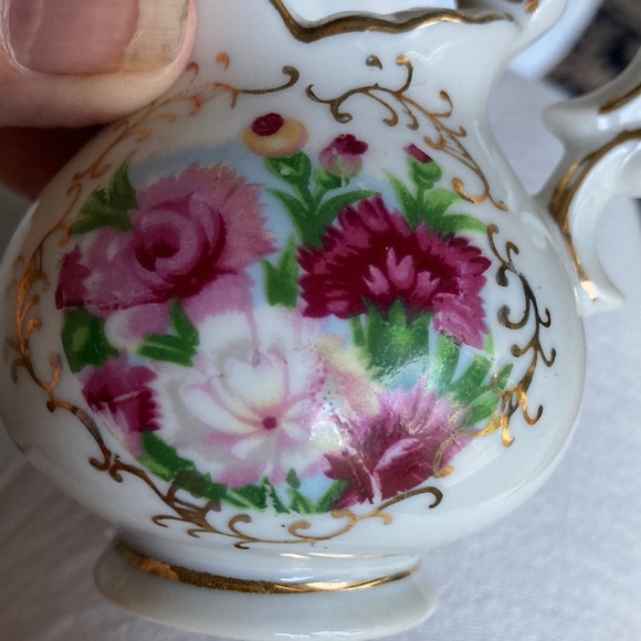 Lot of 3 small porcelain decorative items, 2 hand painted, 1 decal.    $39 - Picture 2 of 13